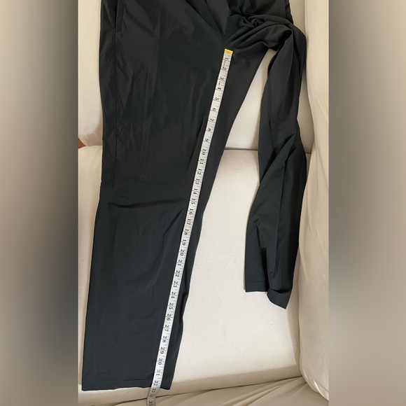 Lululemon Men’s Straight Leg Pants Black Size L - Picture 11 of 11